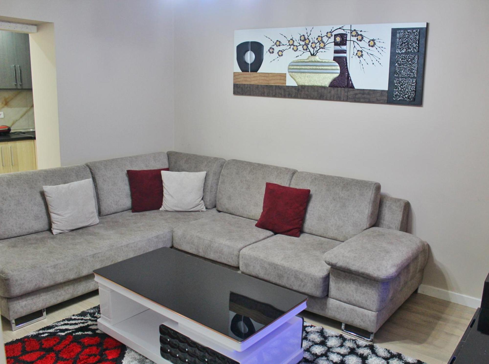 Essy'S Apartment Korce Buitenkant foto